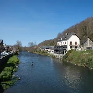 Les Chemins Du Mont , Lortet Francia